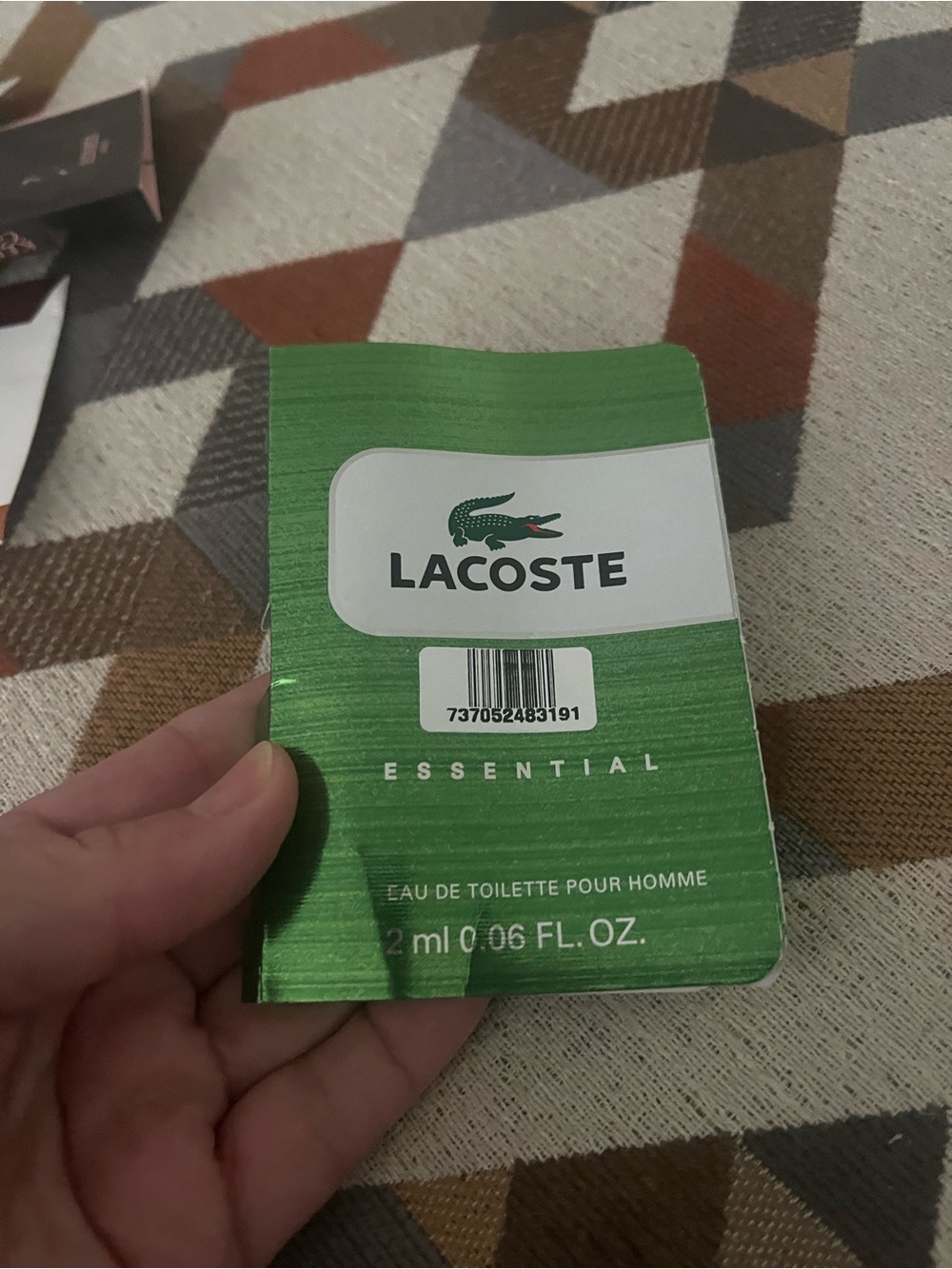 Lacoste Essential